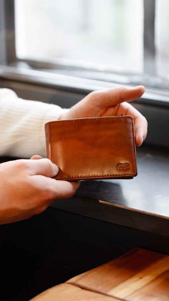 CL-18839_COGNAC_Front