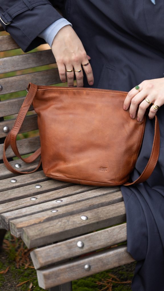 CL-45029_COGNAC_Front