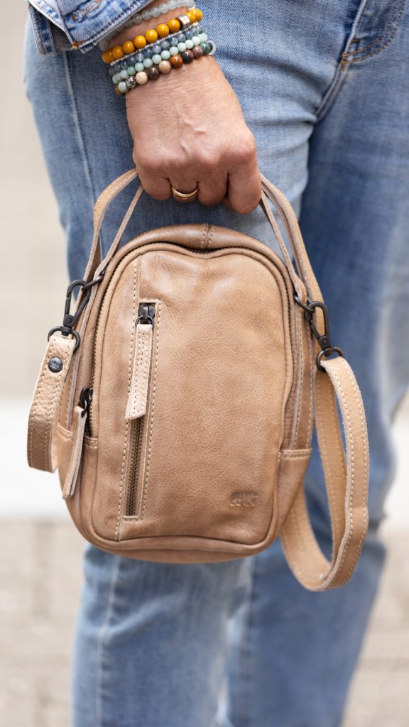 CL-45353_BALTIC-BEIGE_9x16