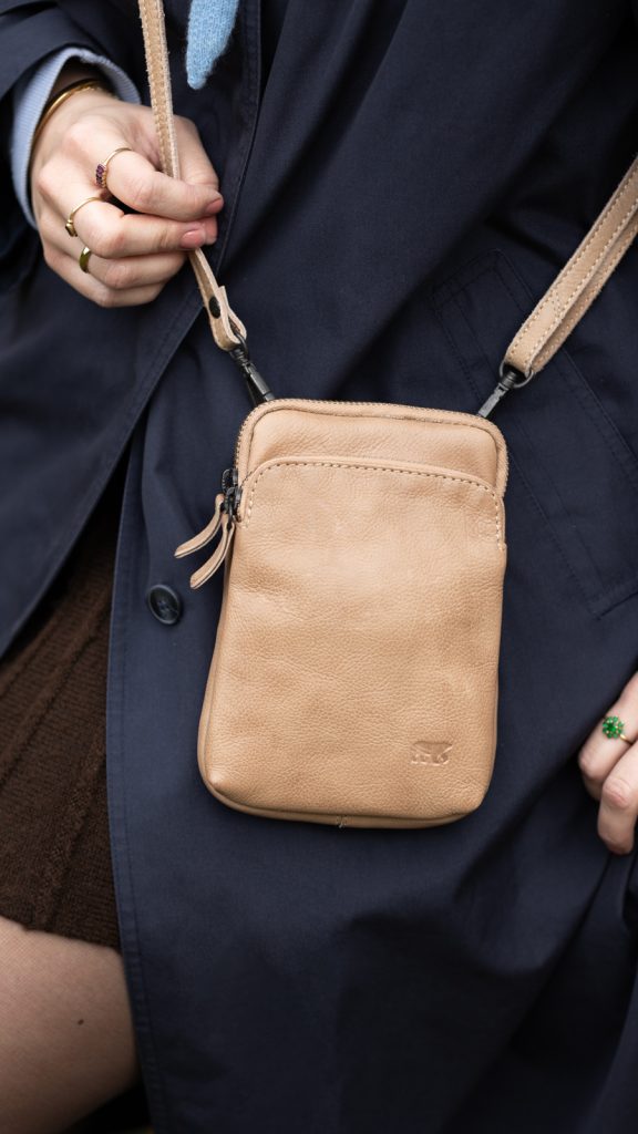 CL-45454_BEIGE_Front_9x16