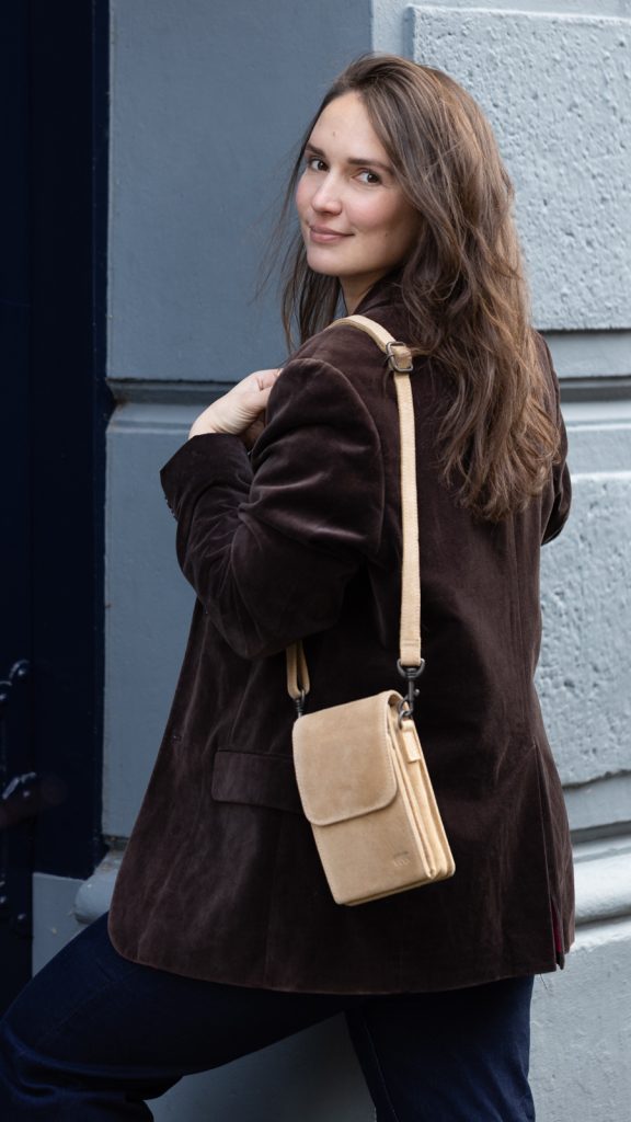 SU-2650_BISQUIT_9x16